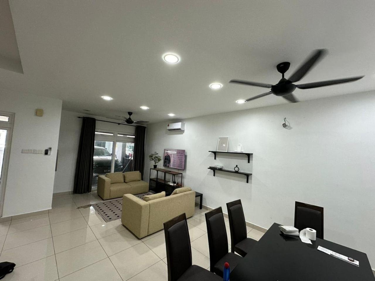 P12 Homestay Πουτρατζάγια Εξωτερικό φωτογραφία